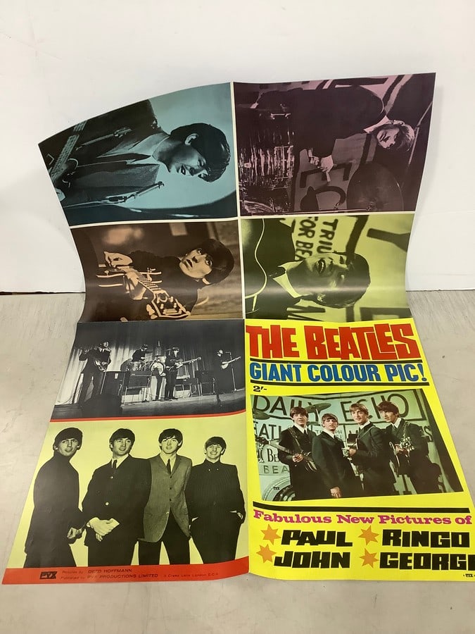 The Beatles double sided poster(19.5in.x29.5in.): The Beatles double sided poster(19.5in.x29.5in.)