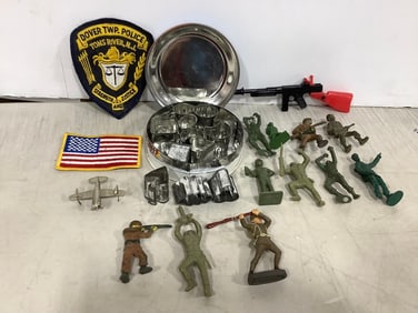 Miniature Cookie Cutters, Amy Figurines, Badges, and more