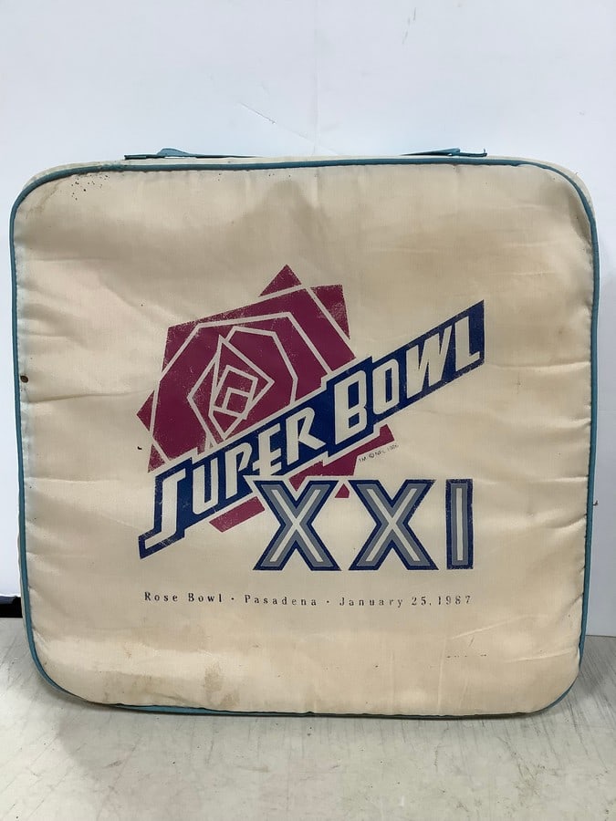 Super Bowl XXI Stadium Seat Cushion: Super Bowl XXI Stadium Seat Cushion