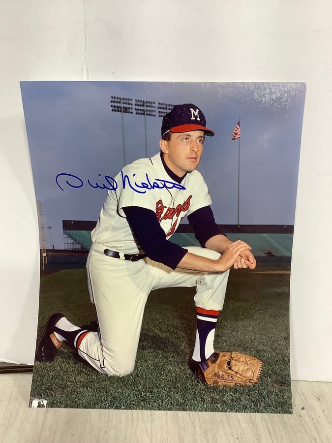 Phil Neikro Photograph *signed* (8inx10in) (1 of 1)