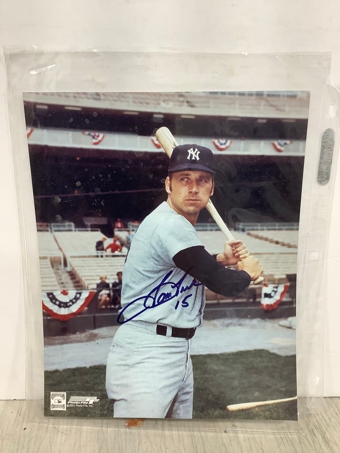 Tom Tresh NY Yankees Photograph *signed* (8inx10in) (1 of 1)