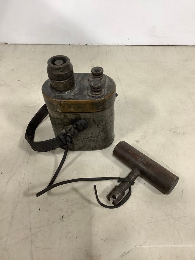 1930 WWII Atlas No.2A Blaster machine (1 of 1)