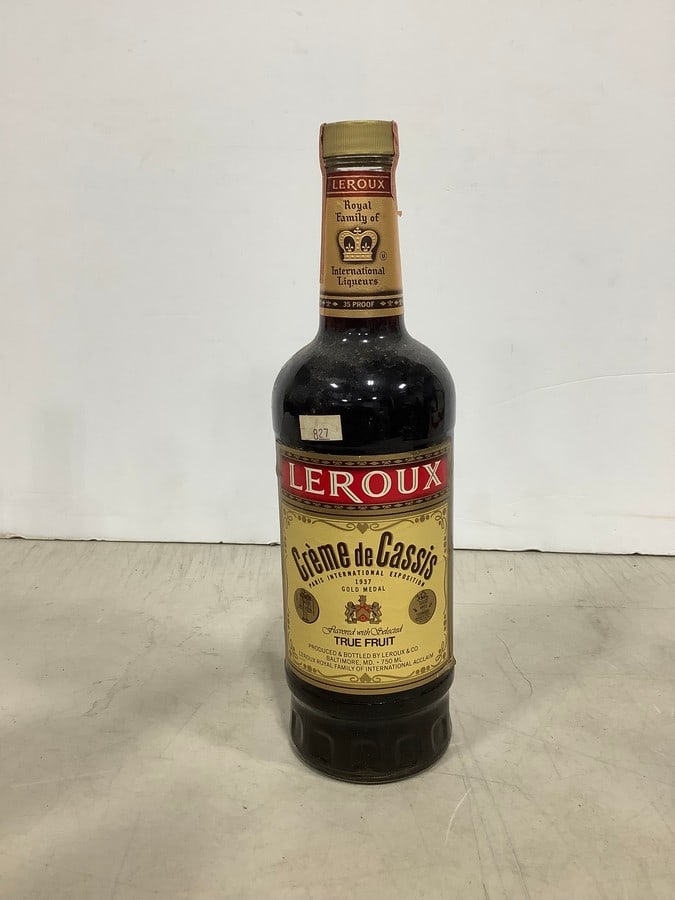 Leroux creme de cassis(750mL, 35 proof-sealed): Leroux creme de cassis(750mL, 35 proof-sealed)
