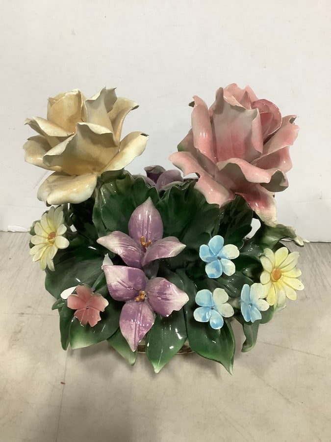 Porcelain Flower Decor *slightly chipped* (9in Tall): Porcelain Flower Decor *slightly chipped* (9in Tall)
