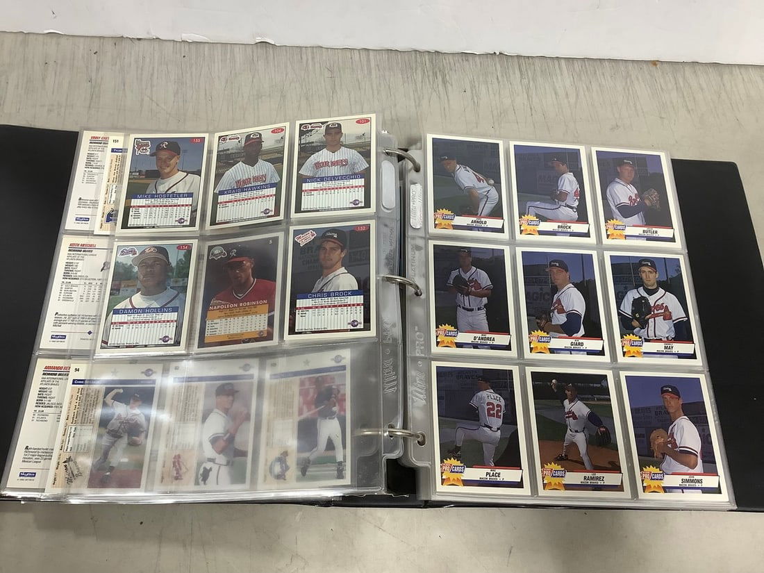 Collectible MLB Braves baseball cards in sheets (1 of 1)