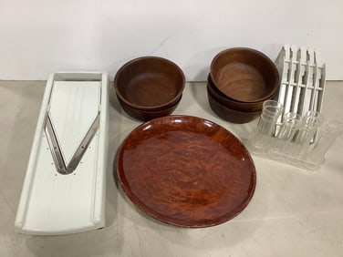 Coin sorter bank,slicer machine, Delavan designs wooden bowls, and more