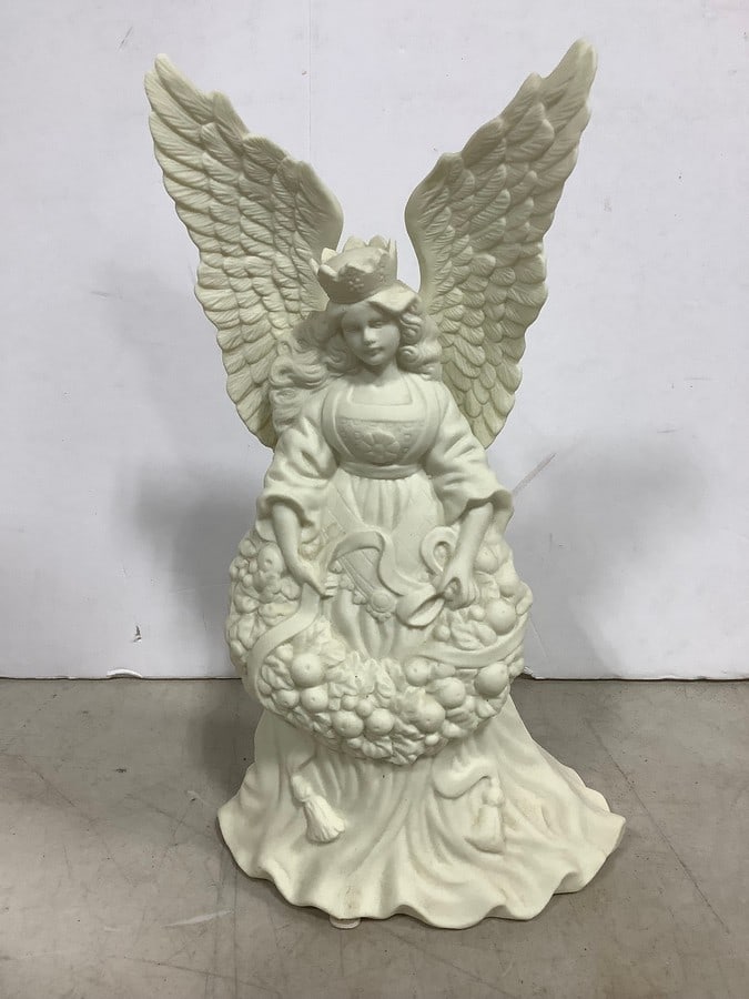 Silvestri handcrafted angelic statue(11in.tall) (1 of 1)
