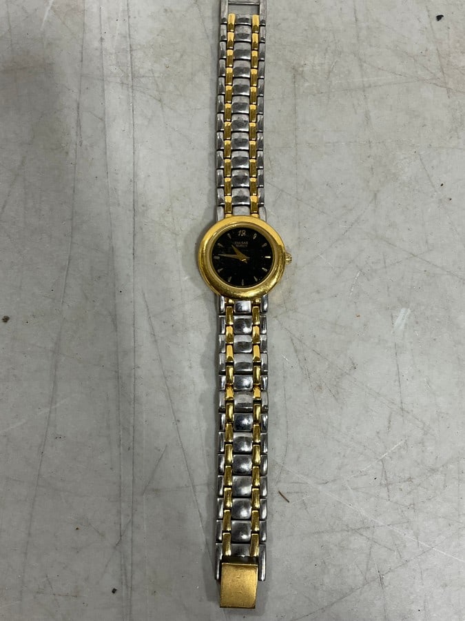 Pulsar watch: Pulsar watch