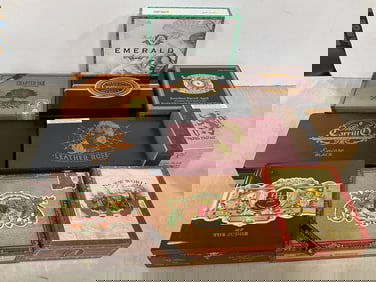 Various cigar boxes
