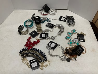 Lot of costume jewelry