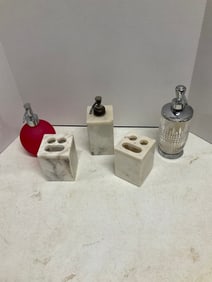 Lot of bathroom items