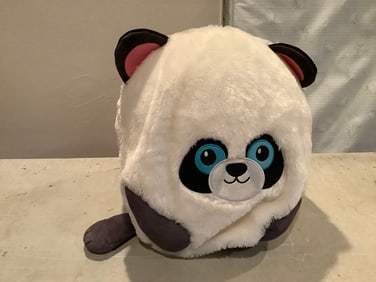 Plush panda ball