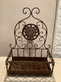 Metal rack organizer(19in.tall)