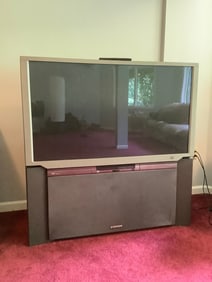 Hitachi TV with surround sound(48.5in.x25in.x49.5in.)
