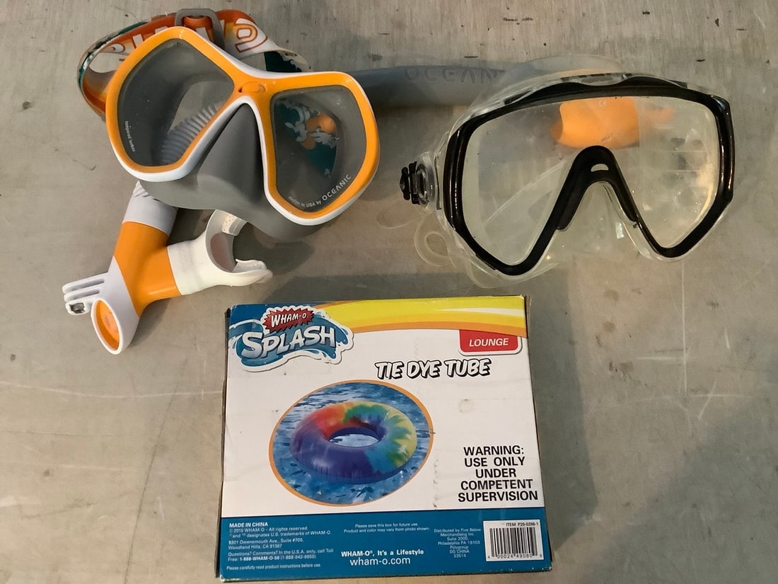Wham O tie dye tube and scuba gear (1 of 1)