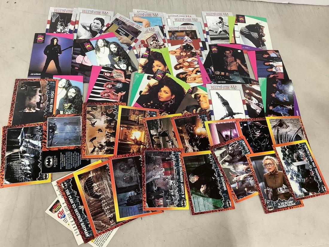 Superstars Collectible Musicards and Topps 1992 Batman Cards (1 of 1)