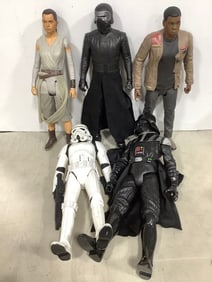 Various Star Wars Figures (Tallest - 20in)