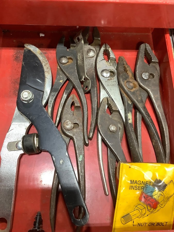Various Pliers: Various Pliers