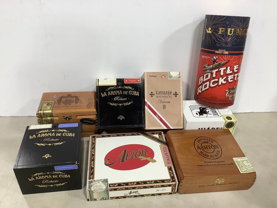 Various cigar boxes (1 of 1)
