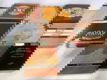 Various cigar boxes