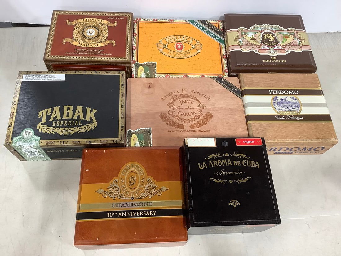 Various cigar boxes (1 of 1)