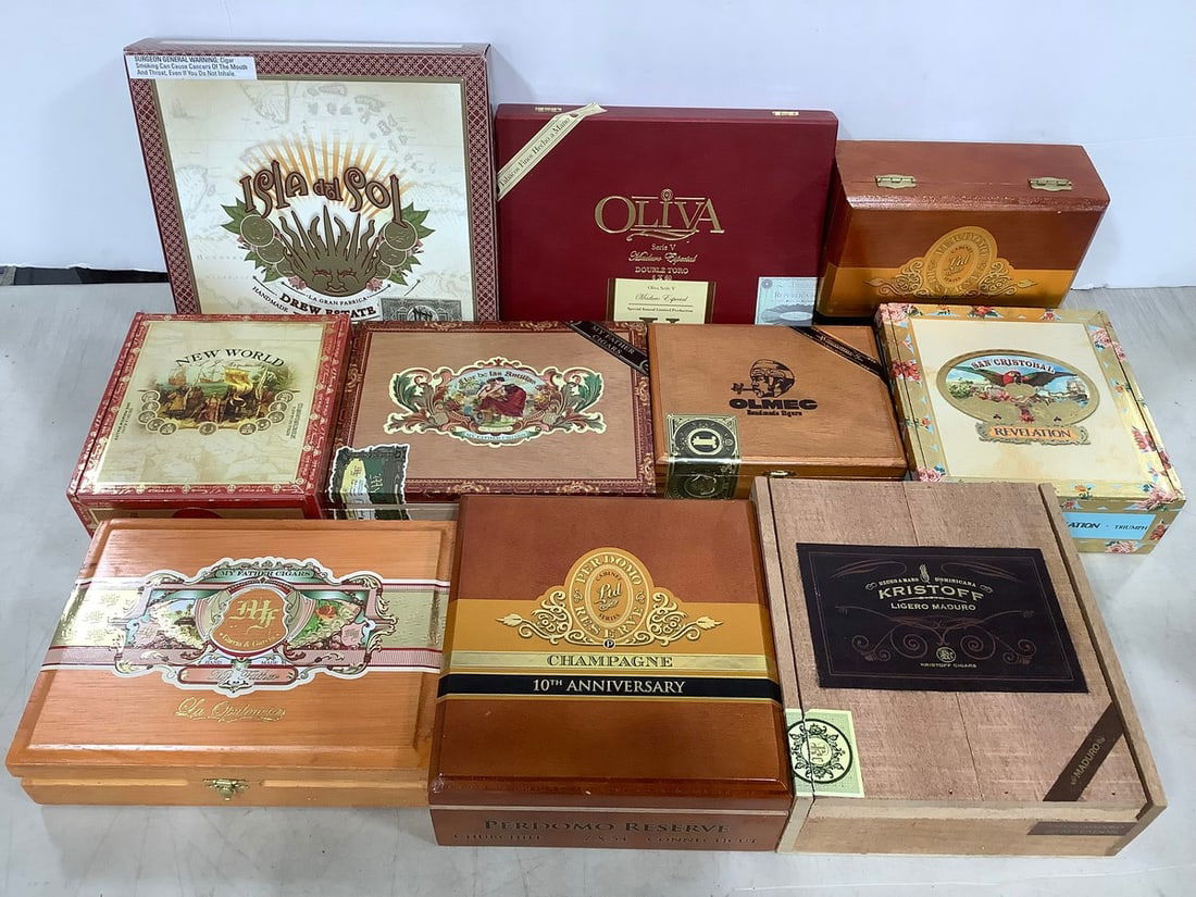 Various cigar boxes (1 of 1)