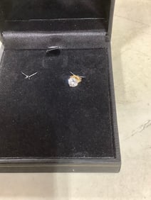 Gold diamonds earring