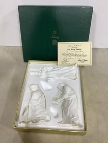 The Nativity Lenox statue set in box(1988)