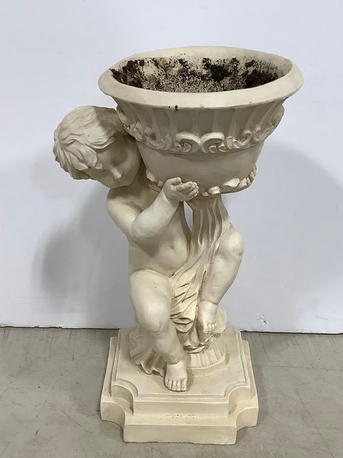 Angelic planter(13in.tall): Angelic planter(13in.tall)