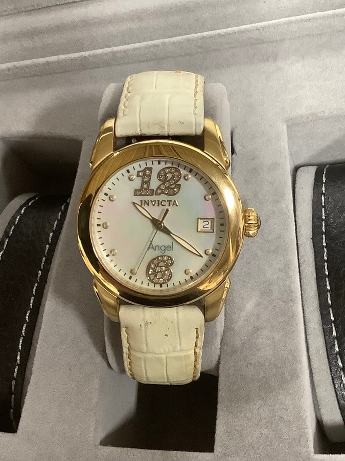 Invicta Angel mens watch: Invicta Angel mens watch