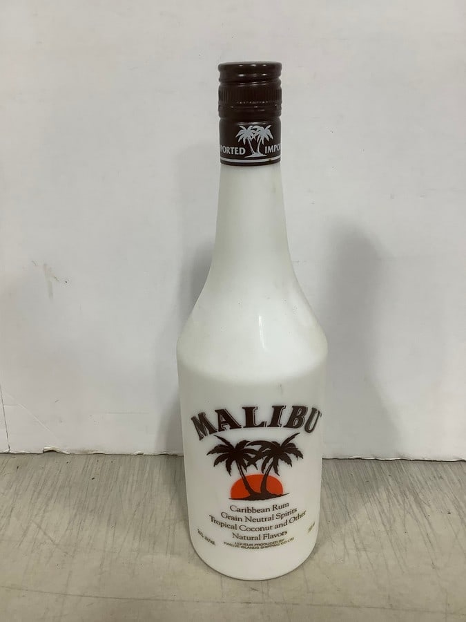 Malibu Caribbean Rum - 24% (750ml) SEALED: Malibu Caribbean Rum - 24% (750ml) SEALED