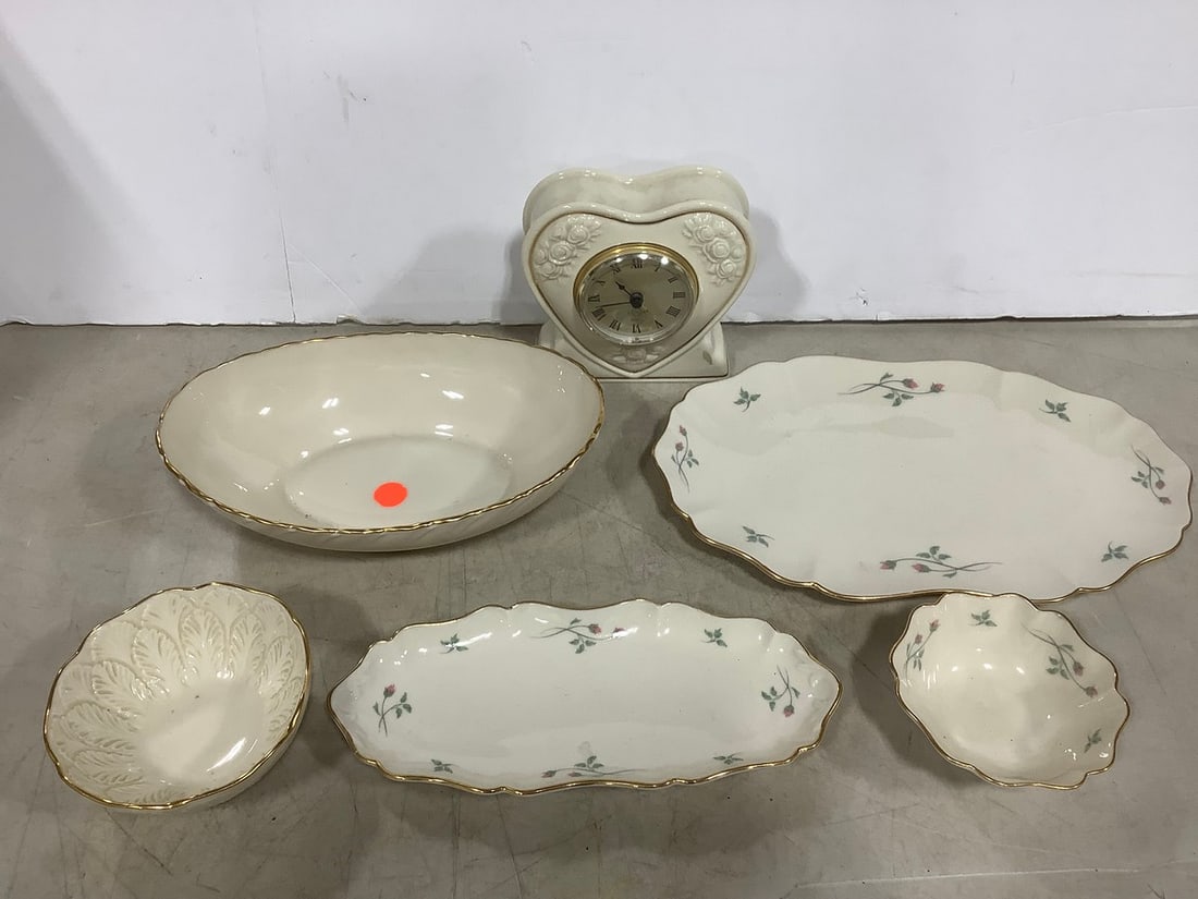 Various Lenox Bowls, Plates, and Clock (5.75in Tall): Various Lenox Bowls, Plates, and Clock (5.75in Tall)