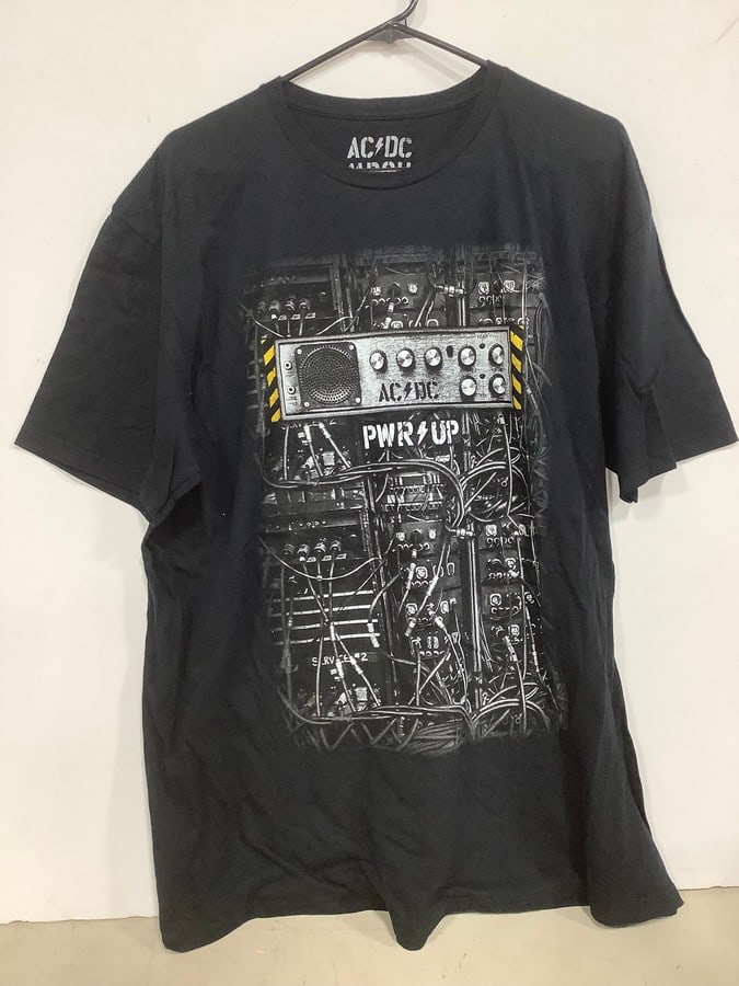 ACDC tshirt(XL) (1 of 1)