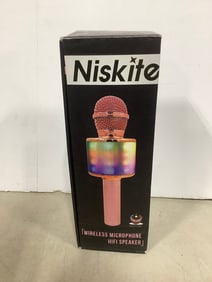 Niskite wireless microphone Hifi speaker(new in box)