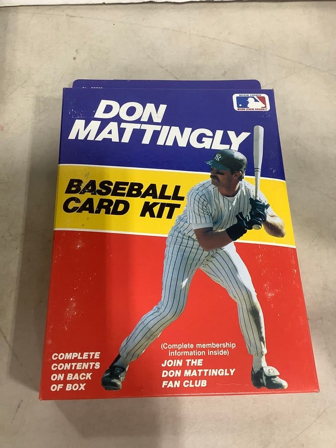 1985 Don Mattingly baseball card kit: 1985 Don Mattingly baseball card kit