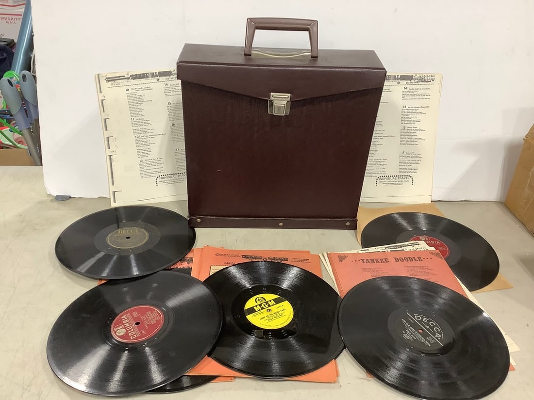 Vintage Record Case with Records (1 of 1)