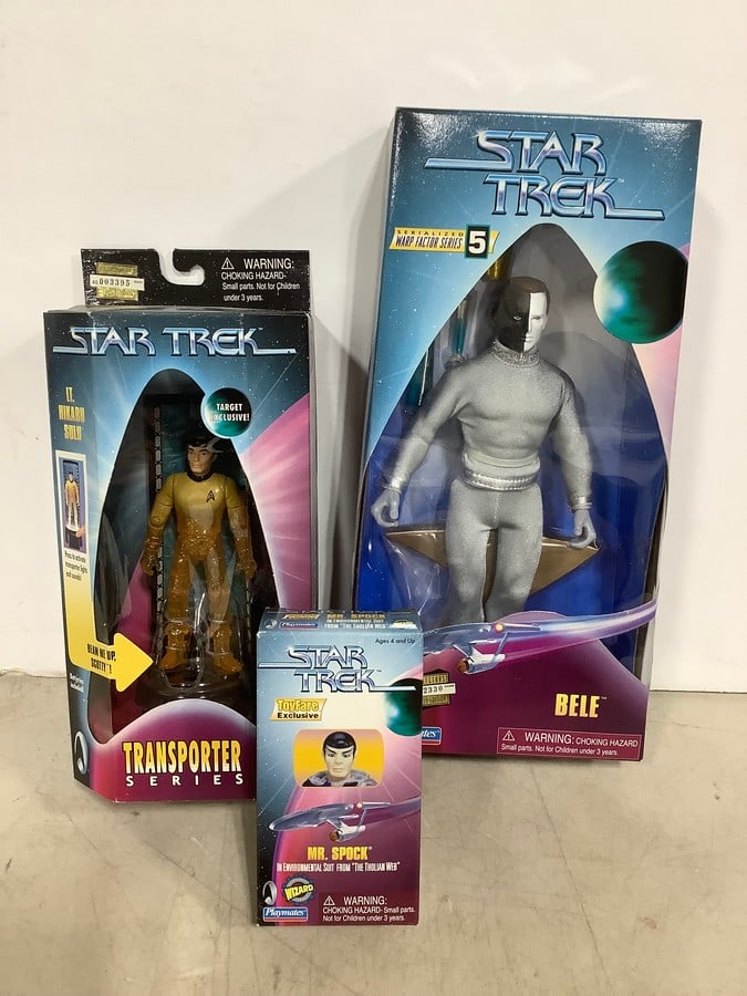 Star Trek Action Figures *new in box*: Star Trek Action Figures *new in box*