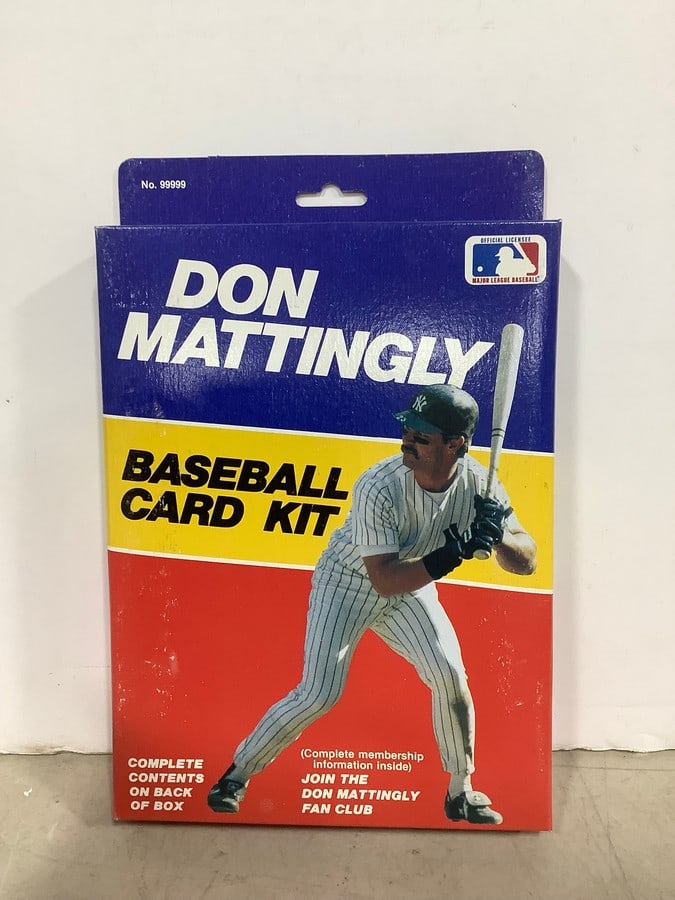 Don Mattingly Baseball Card Kit: Don Mattingly Baseball Card Kit