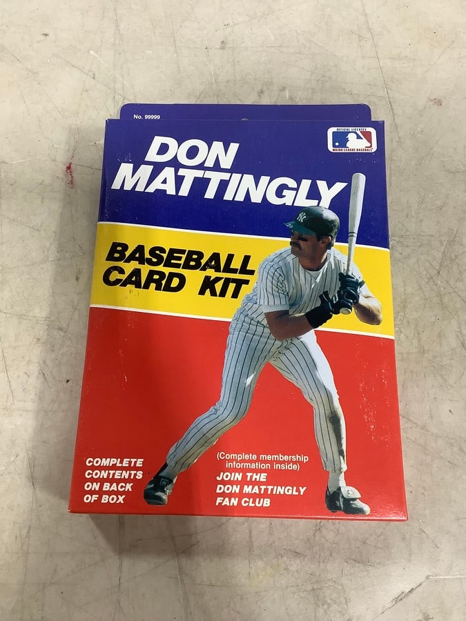 Don Mattingly Baseball Card Kit: Don Mattingly Baseball Card Kit