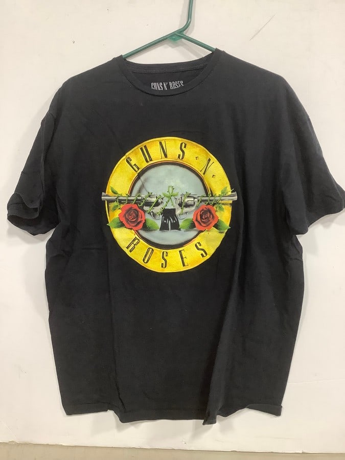 Guns n Roses tshirt(2XL): Guns n Roses tshirt(2XL)