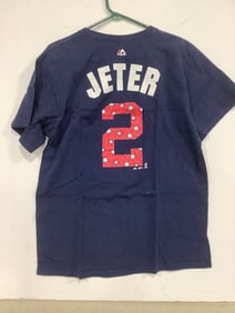 Derek Jeter tshirt(Large)