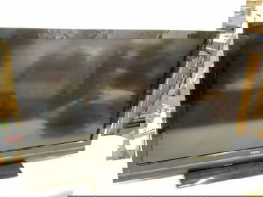 Vizio TV (42in)