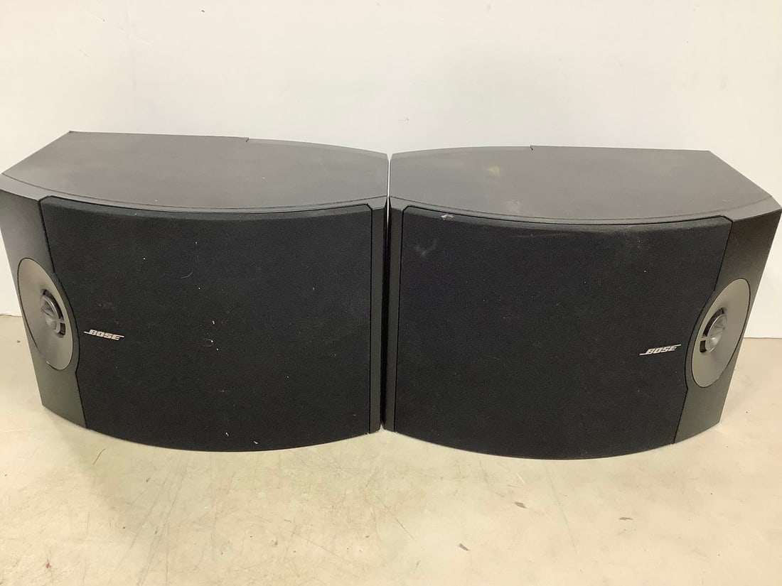 Bose Speaker System (1 of 1)