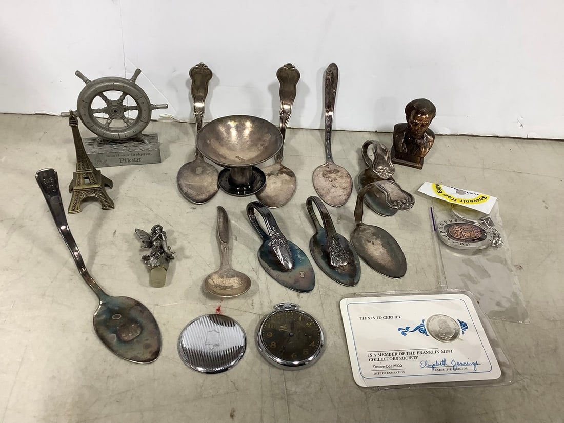 Various Silver Utencils, Metal Trinkets, and more (Tallest - 3.5in): Various Silver Utencils, Metal Trinkets, and more (Tallest - 3.5in)