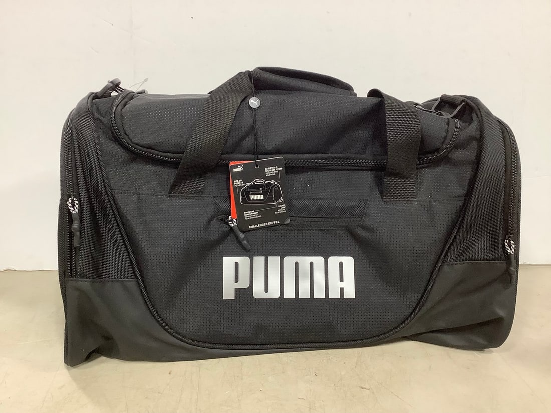 Puma Duffel Bag (1 of 1)