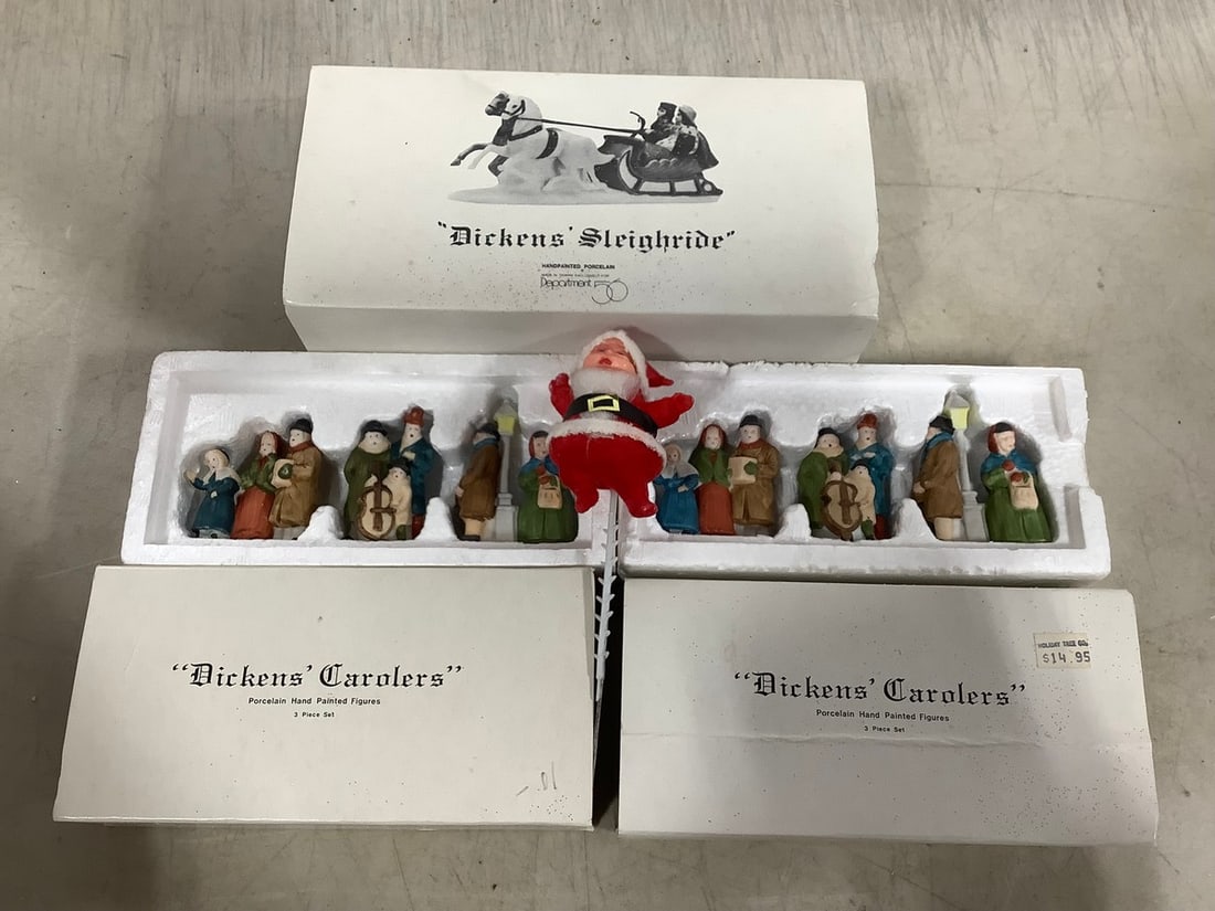 Dicken's Carolers porcelain hand painted figures: Dicken's Carolers porcelain hand painted figures