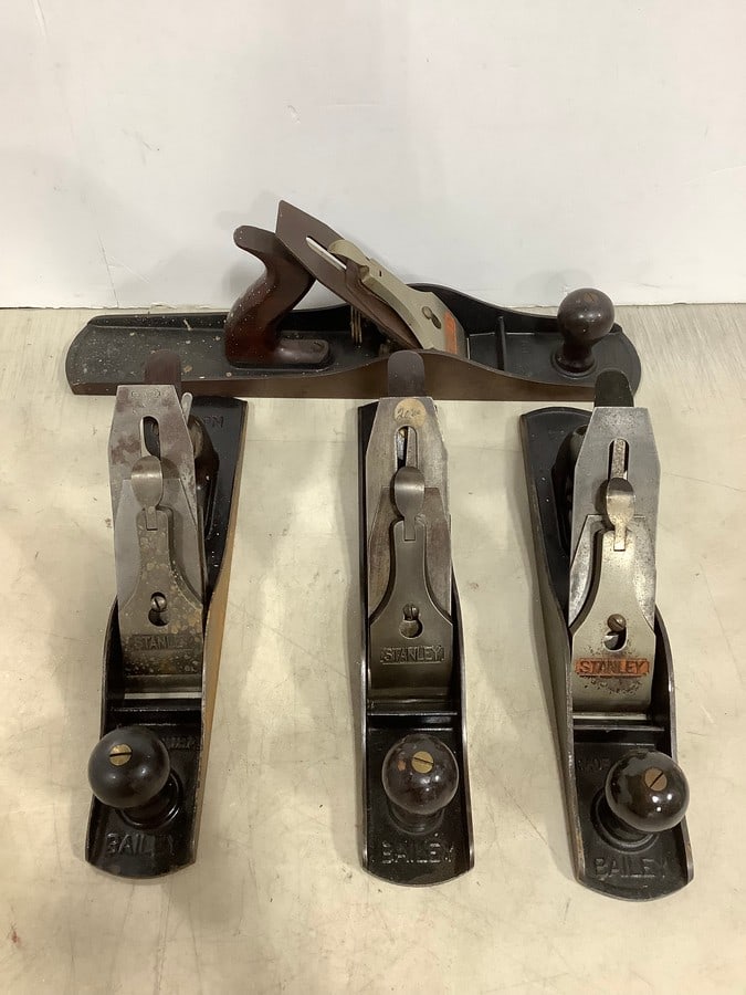 Stanley wood planes (1 of 1)