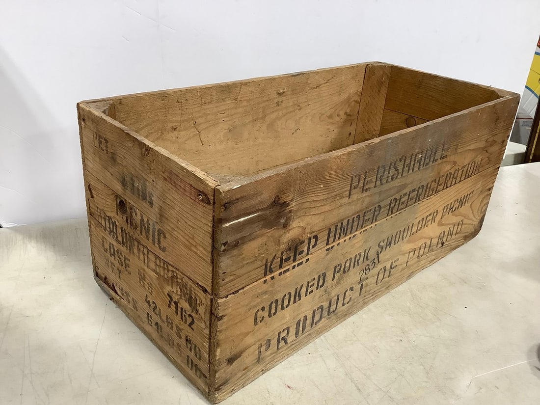 Wooden advertising crate(11in.x12in.x25in.): Wooden advertising crate(11in.x12in.x25in.)