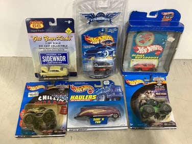 HotWheels cars and Route 66 diecast collectible(new in box)