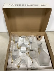 Gold Grape 7 piece decanter set